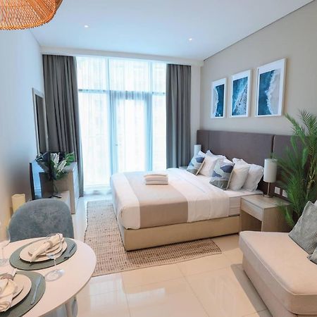 Fantastic Studio Apartment At Palm Jumeirah Dubai Luaran gambar
