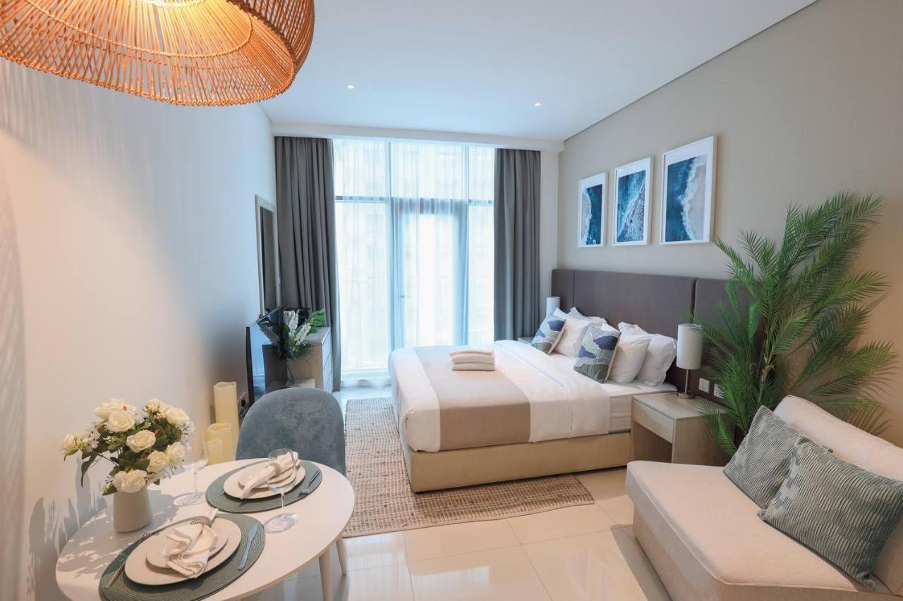 Fantastic Studio Apartment At Palm Jumeirah Dubai Luaran gambar